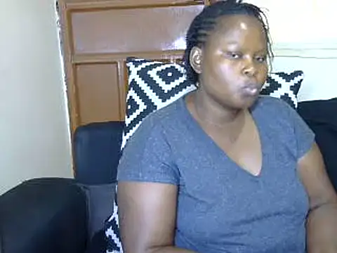 Snapshot of Pretty_lilly02 chatting on 03/05/25, 09:49 Pretty lilly02 online show from 03/05/25, 09:49