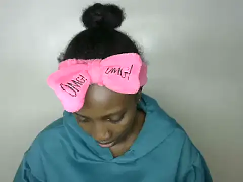 sweet-petite online show from 01/23/25, 06:35