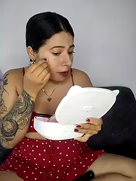 caro sweett online show from 12/05/24, 12:22