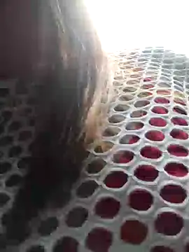 caro sweett online show from 02/05/25, 07:31