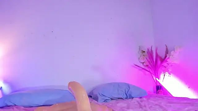 julieta red2 online show from 02/25/25, 07:42