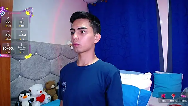 OwenBluee online show from 09/20/25, 11:50