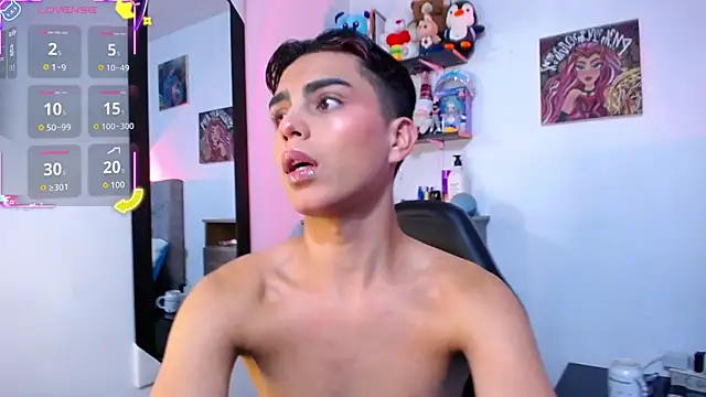 OwenBluee online show from 02/02/26, 12:26