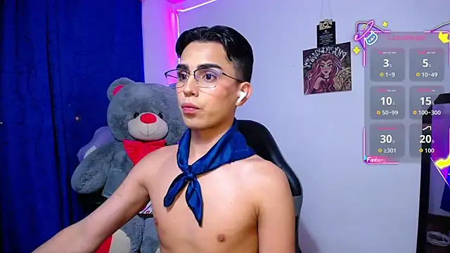 OwenBluee online show from 07/05/26, 07:37