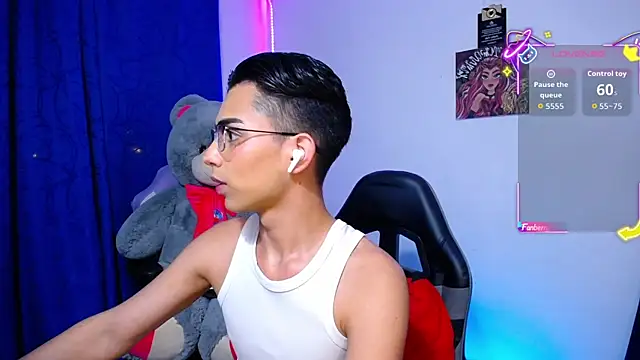 OwenBluee online show from 07/09/26, 07:12