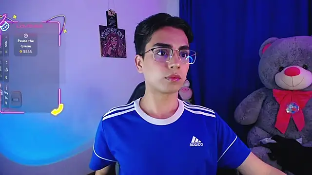 OwenBluee online show from 07/28/26, 10:21