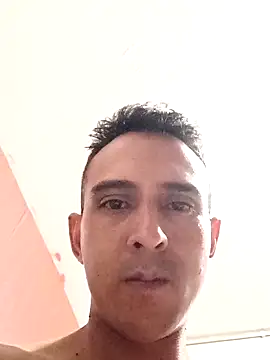 Snapshot of paisa233 chatting on 10/16/25, 02:12 paisa233 online show from 10/16/25, 02:12