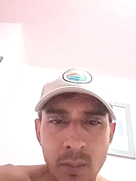 paisa233 online show from 11/01/25, 04:25