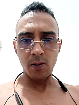 paisa233 online show from 02/24/26, 04:21