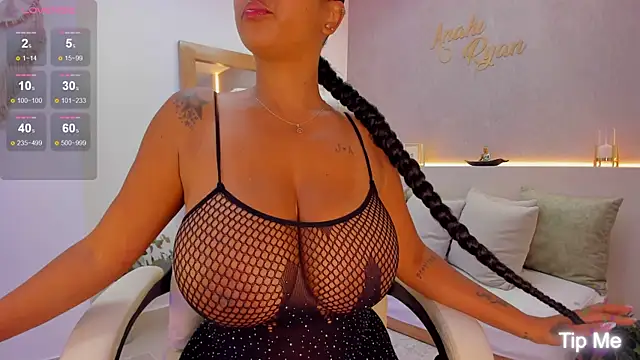 anahi ryan  online show from 03/13/25, 05:18