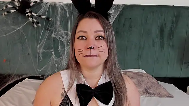 PandoraB  online show from 10/30/25, 11:55