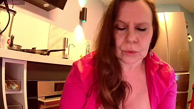 Snapshot of Endrocleia chatting on 03/14/25, 11:11 Endrocleia online show from 03/14/25, 11:11