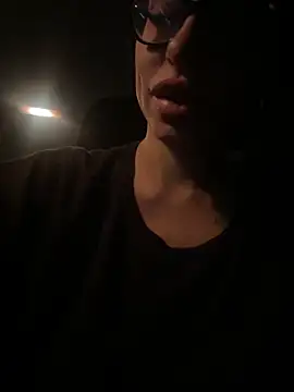 myloveforyouu online show from 10/04/25, 06:44