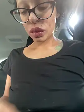 myloveforyouu online show from 10/09/25, 04:38