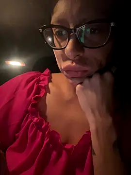 myloveforyouu online show from 10/11/25, 11:20