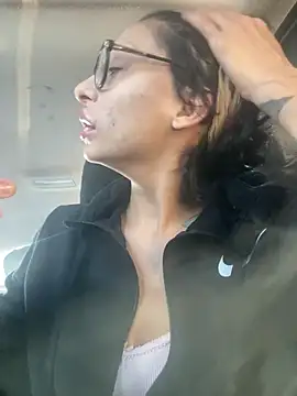 myloveforyouu online show from 12/21/25, 09:55