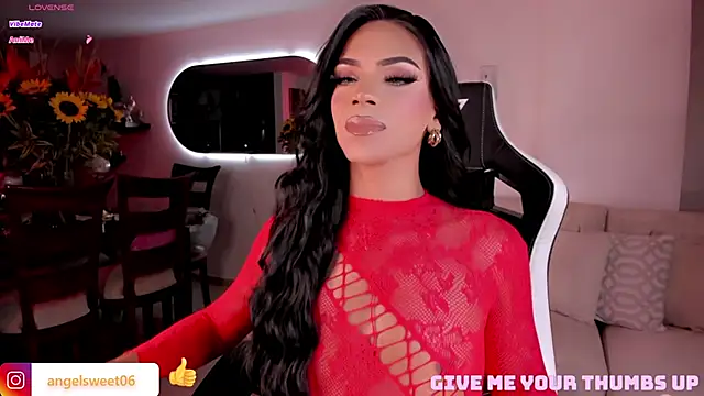 ANGELL06 online show from 04/12/26, 04:06