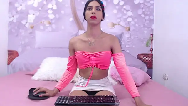 Luluu 08 online show from 09/24/25, 06:55