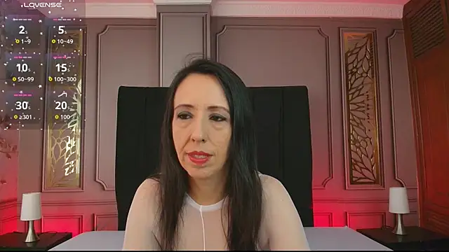 Bonnie  milf online show from 10/01/25, 12:00