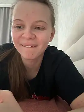 wrenlie online show from 02/10/26, 06:17