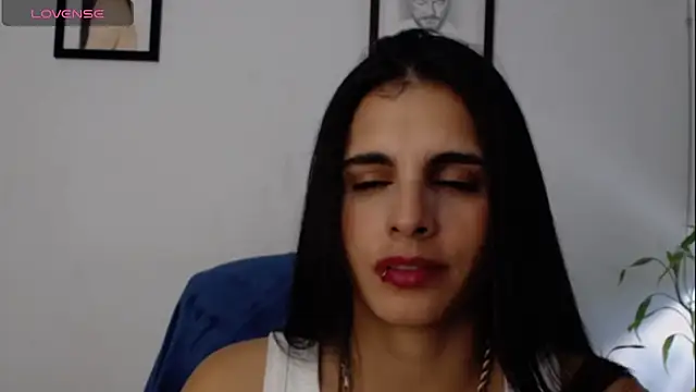 Snapshot of alma_violeta chatting on 03/09/25, 09:57 alma violeta online show from 03/09/25, 09:57