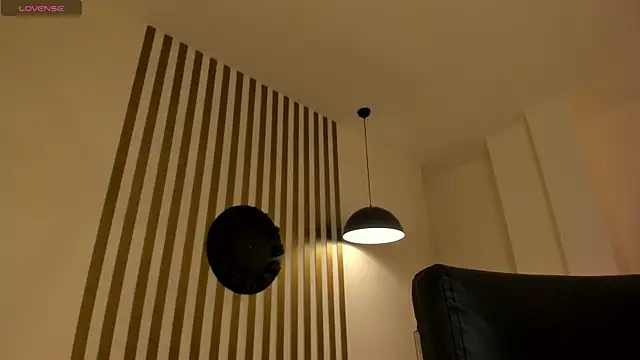 ValeriaRiveraX online show from 02/28/25, 04:10