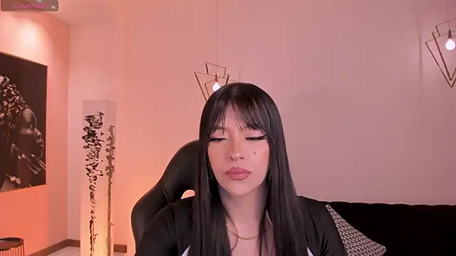 ValeriaRiveraX online show from 10/04/25, 03:59