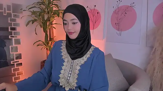 azzahara069 online show from 03/19/26, 12:14