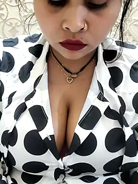 Indian-Nazia online show from 03/05/26, 07:04