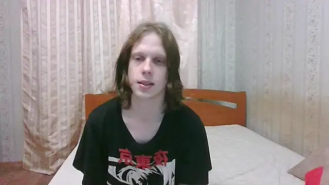 Snapshot of Crystal_Love_Porn chatting on 12/17/24, 07:48 Crystal Love Porn online show from 12/17/24, 07:48