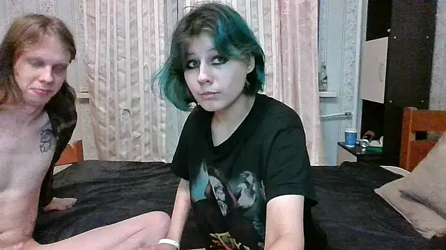 Snapshot of Crystal_Love_Porn chatting on 02/02/25, 05:42 Crystal Love Porn online show from 02/02/25, 05:42