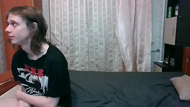 Snapshot of Crystal_Love_Porn chatting on 02/07/25, 08:53 Crystal Love Porn online show from 02/07/25, 08:53