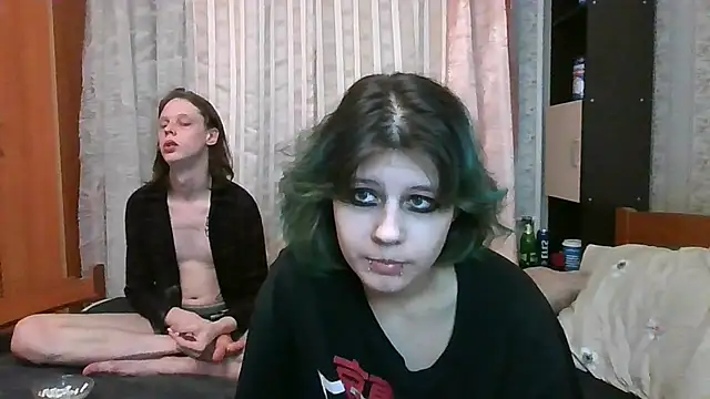 Snapshot of Crystal_Love_Porn chatting on 02/18/25, 10:25 Crystal Love Porn online show from 02/18/25, 10:25