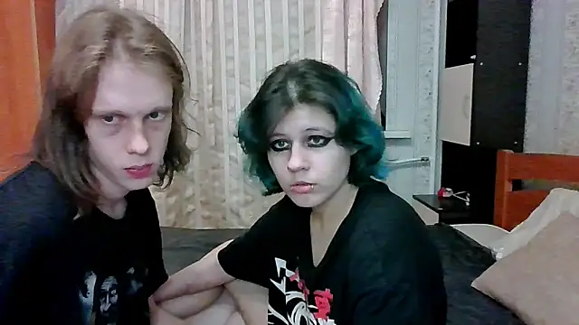 Snapshot of Crystal_Love_Porn chatting on 02/26/25, 06:32 Crystal Love Porn online show from 02/26/25, 06:32