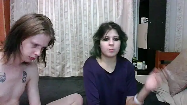 Snapshot of Crystal_Love_Porn chatting on 03/23/25, 01:53 Crystal Love Porn online show from 03/23/25, 01:53