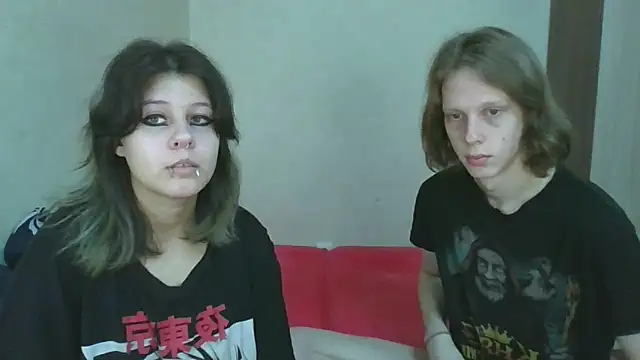 Snapshot of Crystal_Love_Porn chatting on 10/05/25, 12:14 Crystal Love Porn online show from 10/05/25, 12:14