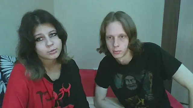 Snapshot of Crystal_Love_Porn chatting on 10/08/25, 09:01 Crystal Love Porn online show from 10/08/25, 09:01