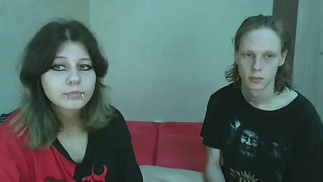 Snapshot of Crystal_Love_Porn chatting on 10/10/25, 09:03 Crystal Love Porn online show from 10/10/25, 09:03