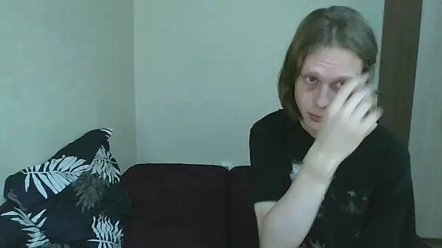 Snapshot of Crystal_Love_Porn chatting on 10/19/25, 10:43 Crystal Love Porn online show from 10/19/25, 10:43