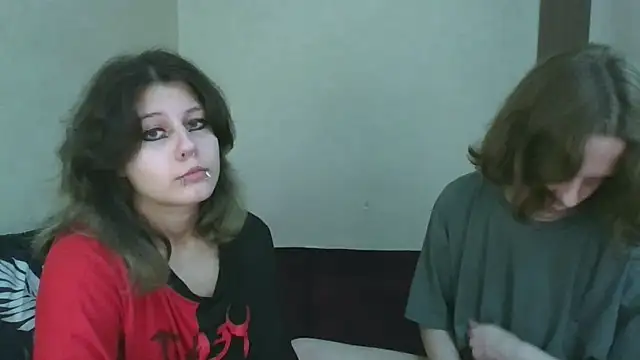 Snapshot of Crystal_Love_Porn chatting on 10/21/25, 10:54 Crystal Love Porn online show from 10/21/25, 10:54