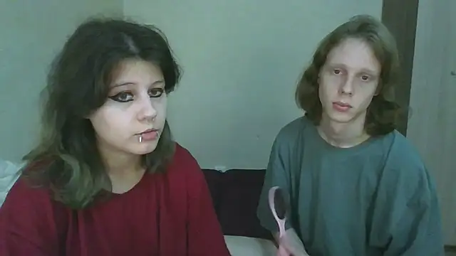 Snapshot of Crystal_Love_Porn chatting on 10/27/25, 04:16 Crystal Love Porn online show from 10/27/25, 04:16