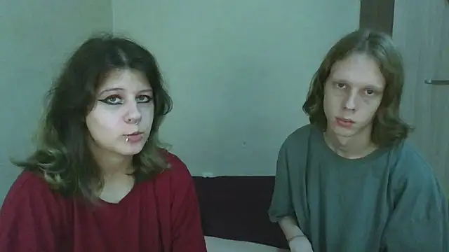 Snapshot of Crystal_Love_Porn chatting on 10/28/25, 02:37 Crystal Love Porn online show from 10/28/25, 02:37