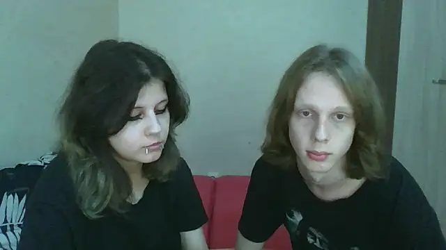 Snapshot of Crystal_Love_Porn chatting on 11/11/25, 10:10 Crystal Love Porn online show from 11/11/25, 10:10
