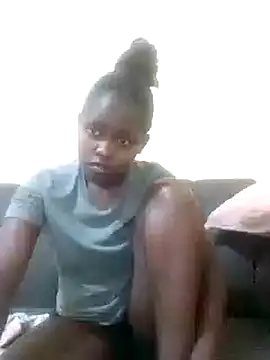 Sweetcecie01 online show from 03/16/25, 09:37