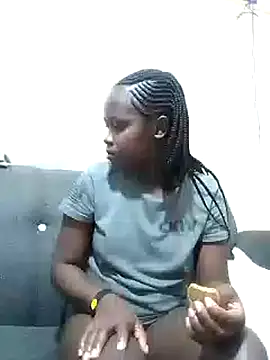 Sweetcecie01 online show from 09/27/25, 09:09