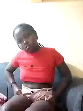 Sweetcecie01 online show from 11/14/25, 09:02