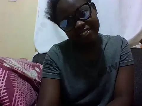 Snapshot of Sweetcecie01 chatting on 05/04/26, 08:38 Sweetcecie01 online show from 05/04/26, 08:38