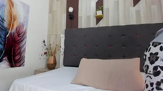 Anastasiapriest online show from 09/30/25, 11:48