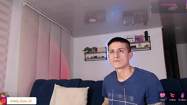 ashely ryan24 online show from 07/07/26, 12:02
