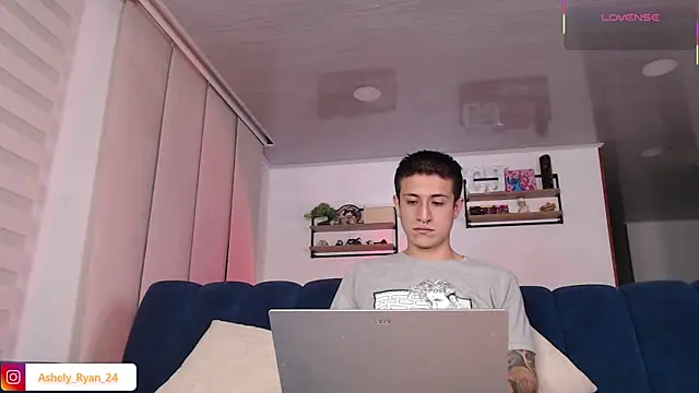 ashely ryan24 online show from 07/23/26, 12:13